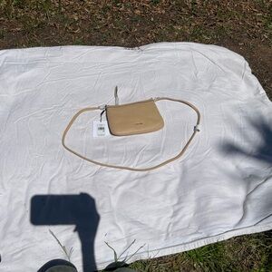 Calvin Klein Tan Leather Crossbody Bag New with Tags Modern Light Summer